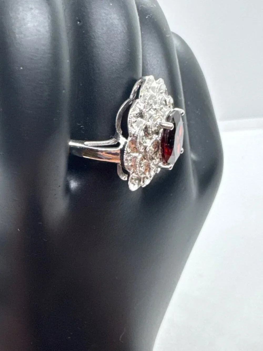 Sterling Silver Garnet Type Ring 925 India Floral Halo Cocktail Size 8 Romantic